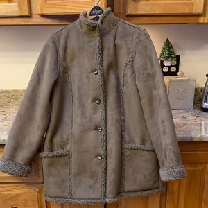 Woman’s warm LLBean jacket.